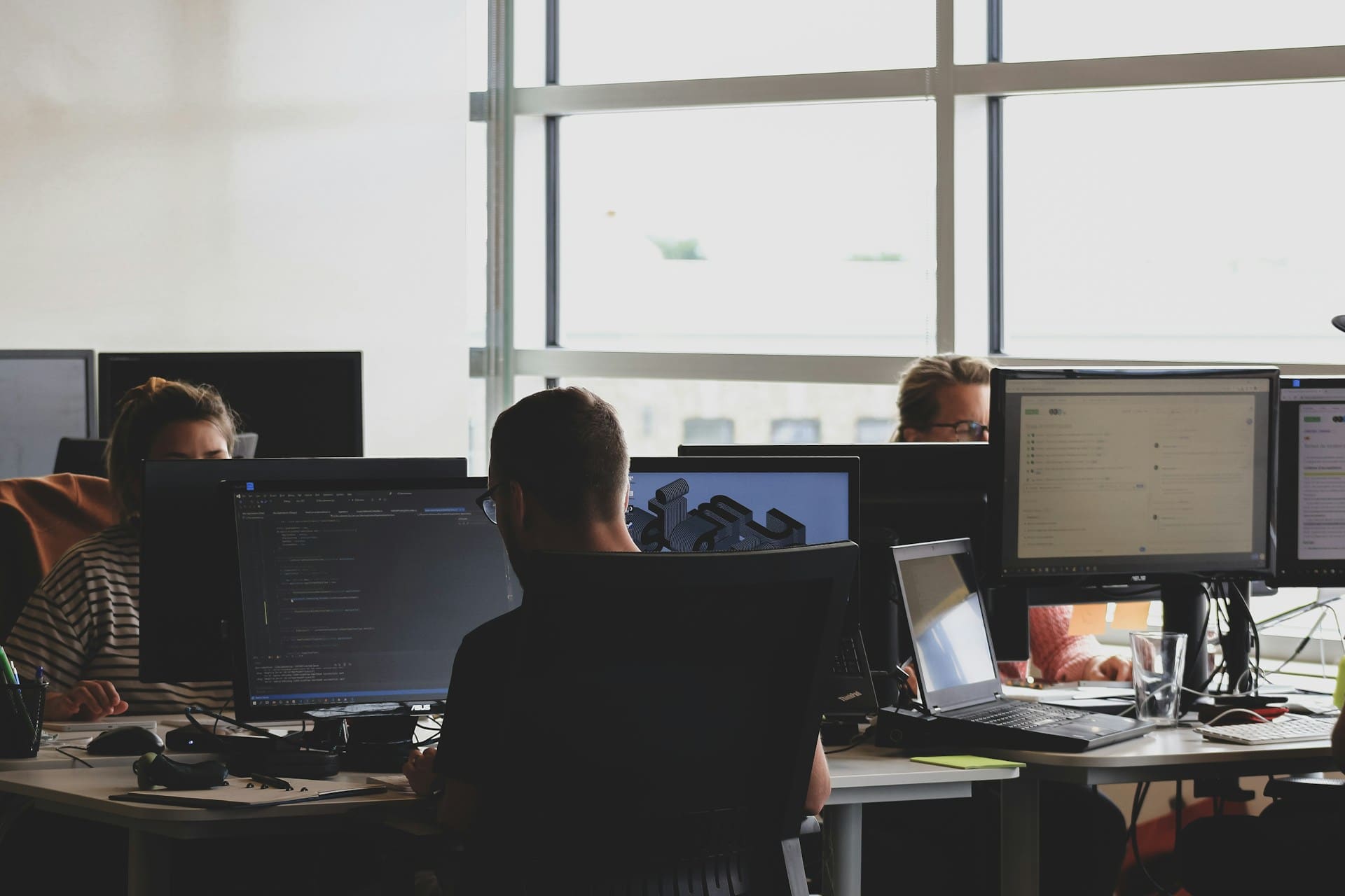 B2B Office Tech